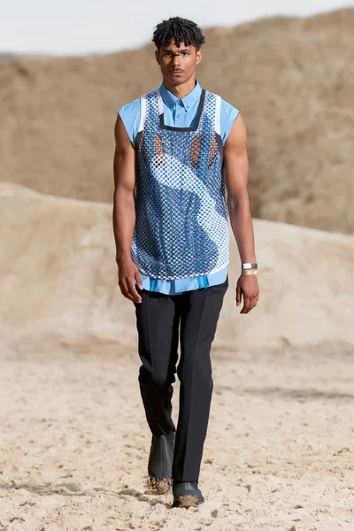 Look 42
